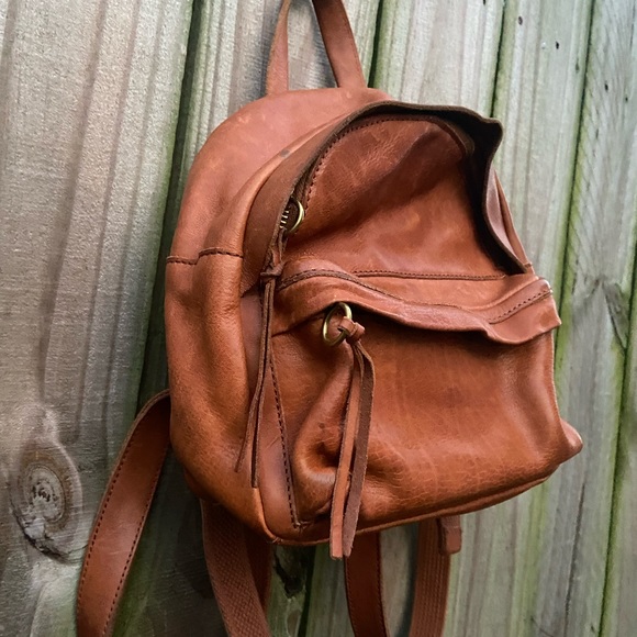 Madewell mini leather backpack - Picture 3 of 7